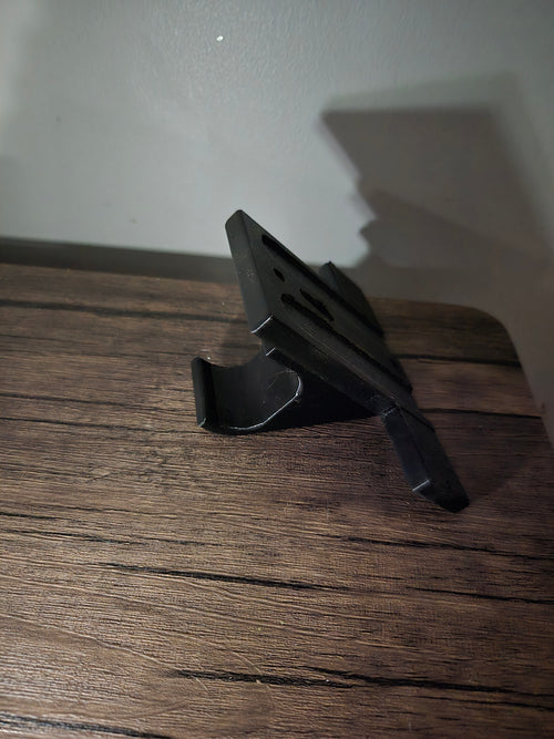 Light gear hook